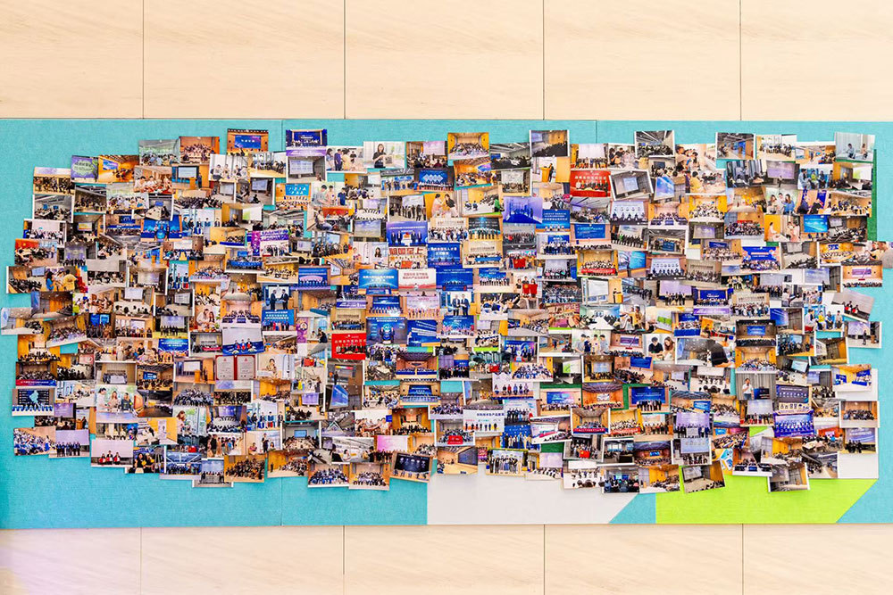 2025媒体管家官方 ：黄浦江畔的“AI超级工厂”，如何重塑全球创新格局(图2)